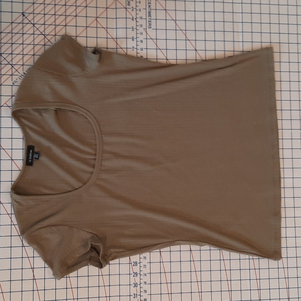 le chateau Olive Green Ribbed Scoop Neck Short Sleeve Tee